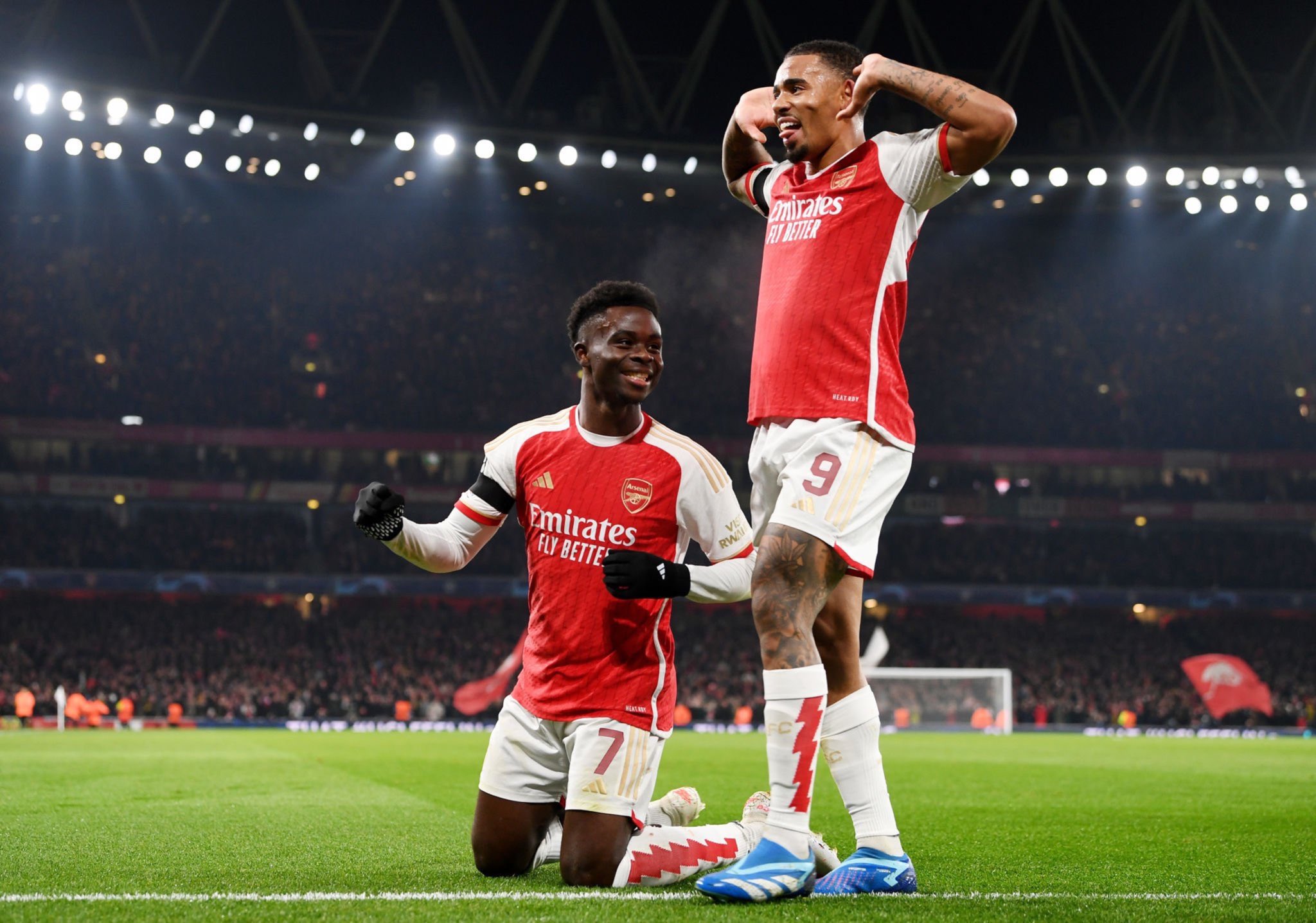 Historike/ Arsenali shpërfytyron rivalin me 5 gola që në pjesën e parë, i pari klub anglez që e bën këtë në Champions League