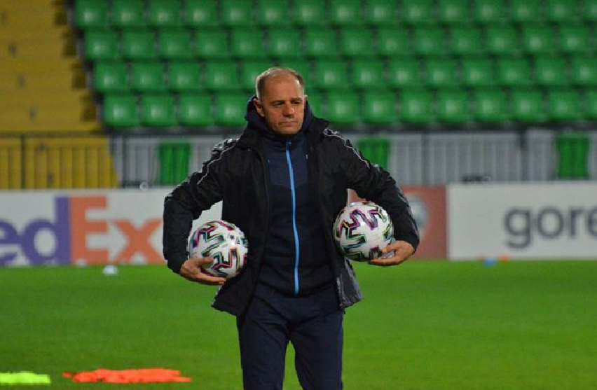 Ekskluzive/ “Shqipëria e meriton vendin e parë”! Trajneri i Moldavisë duartroket Silvinjon: Merita e trajnerit, e gjeti mënyrën si ta bashkonte ekipin