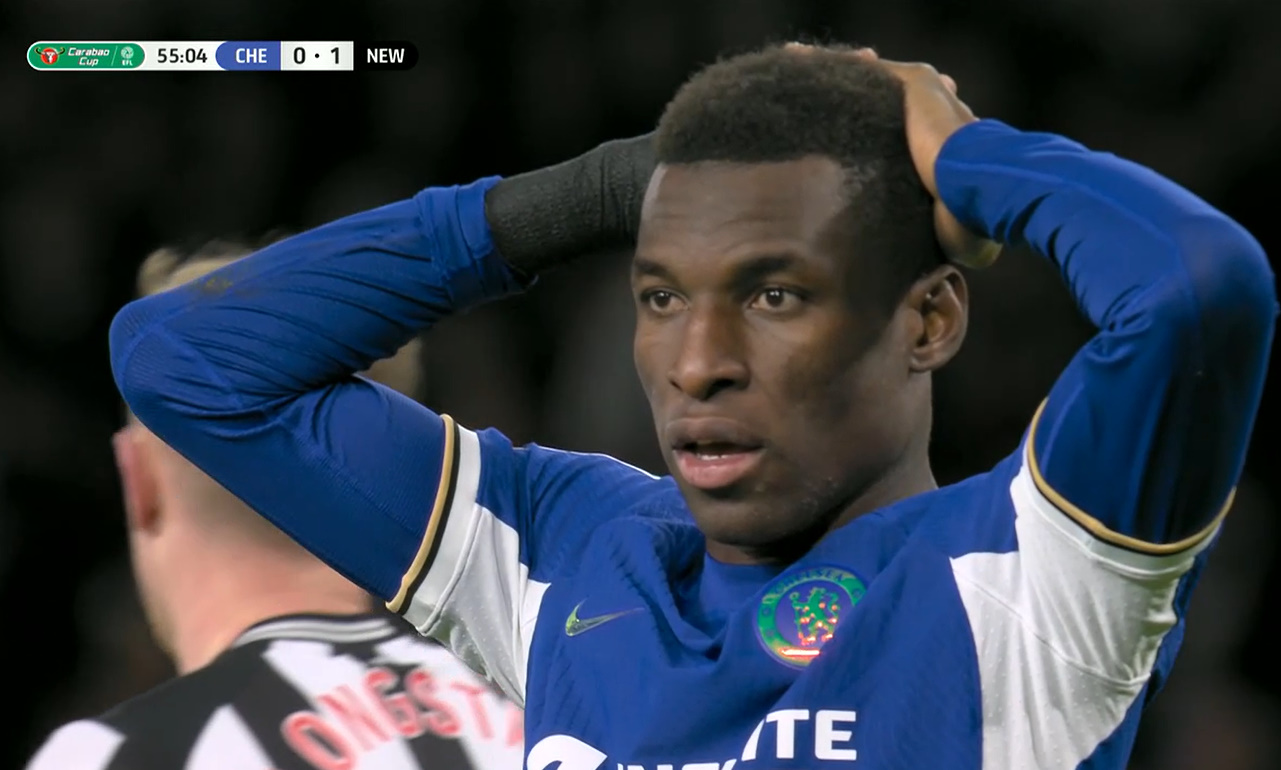 LIVE, Chelsea-Newcastle/ Armando Broja i jep asist Jackson-it, sulmuesi gabon tërësisht me goditjen e tij (VIDEO)