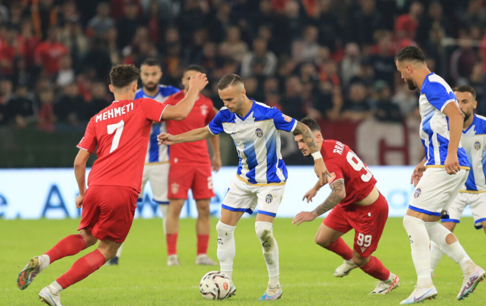 Gjuajnë më shumë në portat kundërshtare dhe mbajnë topin në zotërim, ja statistikat e derbit Tirana-Partizani që premton…spektakël