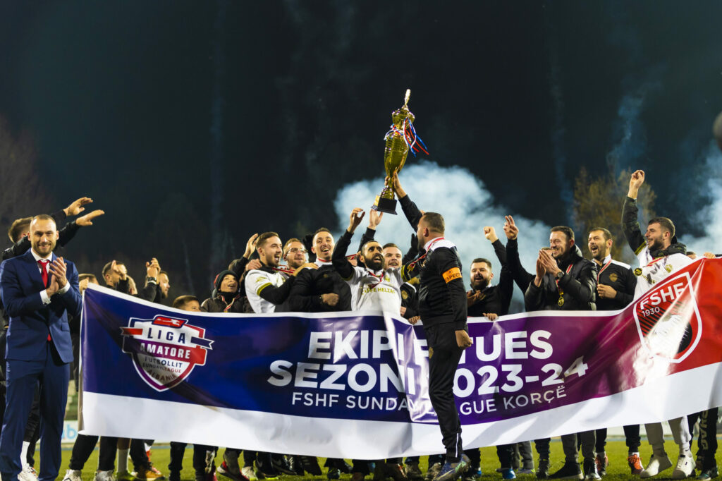 FSHF Sunday League Albania 11 vs 11 në Korçë / FC Helzag fiton sërish titullin kampion