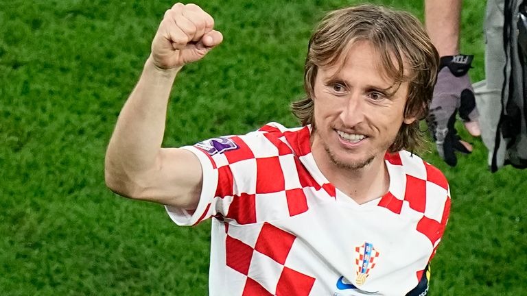 Kjo ia vështirëson më shumë punën Shqipërisë, gazetari: Luca Modric, Brozovic dhe trajneri i Kroacisë do të largohen nga Kombëtarja pas Euro2024