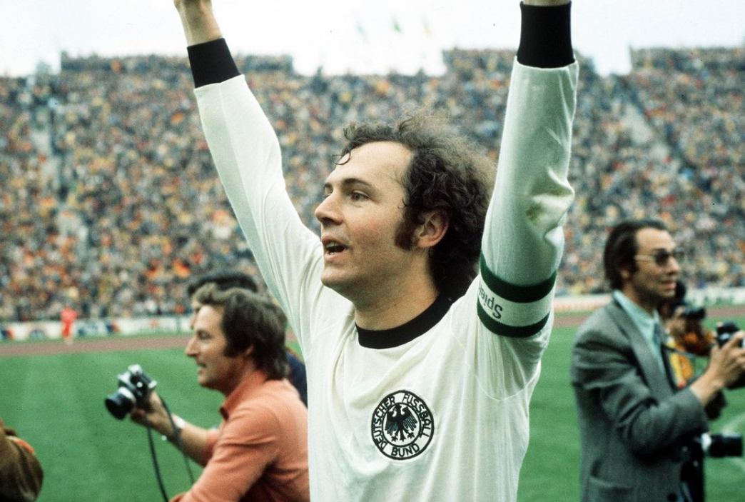 “Ndërroi jetë në gjumë dje”! Zi për botën e futbollit, Franz Beckenbaueri i madh largohet nga jeta