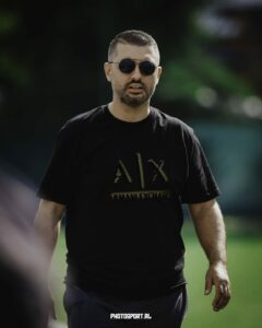 Drejtori i akademisë së Teutës është një nivel tjetër për Shqipërinë, vizioni që na kujton shkollën e futbollit të Ajaksit